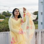 Riythvika Instagram - Yellow love 💛❤ 📸 @arunsmagy 👗@fiorebymalar_