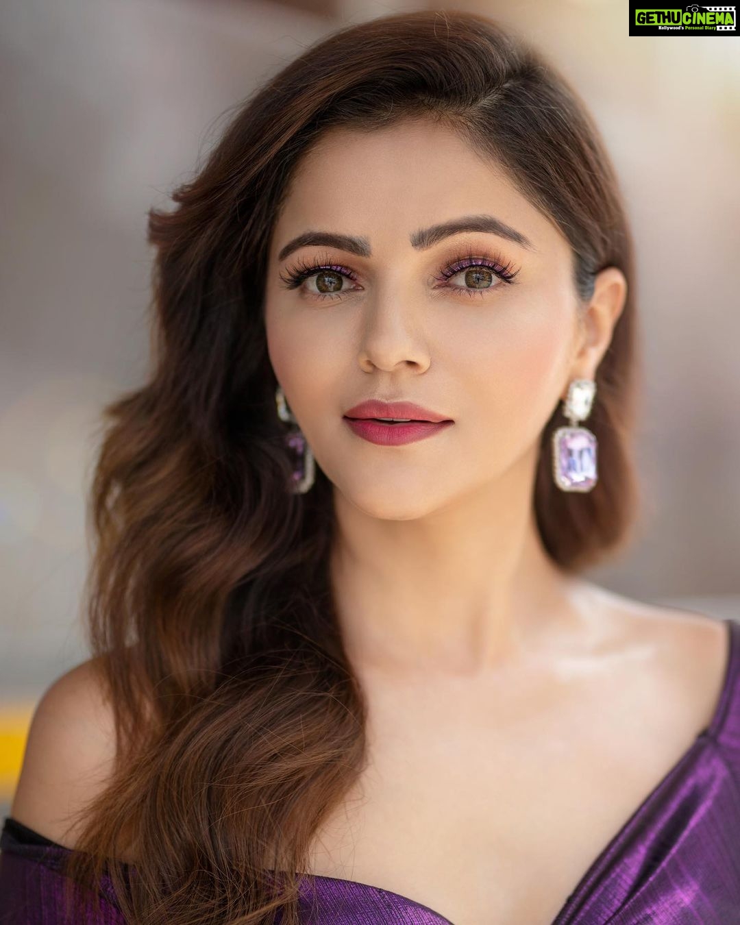 Rubina Dilaik Instagram - What do you see? . . . . Shot by @propixer