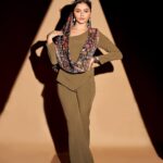 Rubina Dilaik Instagram - Little by little , day by day , whats meant for you will find its way ….. . . . . . Shot by : @amitkhannaphotography Styled by: @ashnaamakhijani @styledbyashna Outfit: @woolboxofficial Earrings: @blingvine Bracelet: @jewellerybyavnigujral Scarf: @pashmoda_official