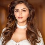 Rubina Dilaik Instagram - 🤍 . . . . . Shot by : @propixer Styled by: @ashnaamakhijani @styledbyashna Outfit: @kaynaatbyaanchalsawhney Earrings: @blingvine Bag: @quirkytalesbyrima