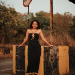 Ruhani Sharma Instagram - 🖤 . . . . . 📸 @bharat_rawail MUA @makeuphairbyrahul
