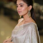 Rukshar Dhillon Instagram - And the wait is almost over!! Come be a part of Madhavi’s world with #AshokaVanamLoArjunaKalyanam tomorrow in theatres! See you all there♥️ Styled by- @shefalideora_ Assisted by- @bhargavikallam Make up by - @makeupbysheffali Hair by- @seena_hair143 Photographer- @_anupphotography Outfit- @shantibanaras Jewellery- @pandoras_art_jewellery #AVAKonMay6th #RuksharDhillon #Madhavi