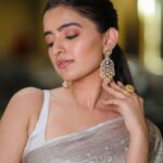 Rukshar Dhillon Instagram - And the wait is almost over!! Come be a part of Madhavi’s world with #AshokaVanamLoArjunaKalyanam tomorrow in theatres! See you all there♥️ Styled by- @shefalideora_ Assisted by- @bhargavikallam Make up by - @makeupbysheffali Hair by- @seena_hair143 Photographer- @_anupphotography Outfit- @shantibanaras Jewellery- @pandoras_art_jewellery #AVAKonMay6th #RuksharDhillon #Madhavi