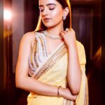 Rukshar Dhillon Instagram - All that glitters💥 #AshokaVanamLoArjunaKalyanam Premiere Night♥️ Styled by- @shefalideora_ @meghanaalluri Make up by - @makeupbysheffali Hair by- @seena_hair143 Photographer- @pranil_chintewar Outfit- @sakshamneharicka Sari Drapist- @shree.bridalmakeover Jewellery- @manjulajewellers #RuksharDhillon #AVAK