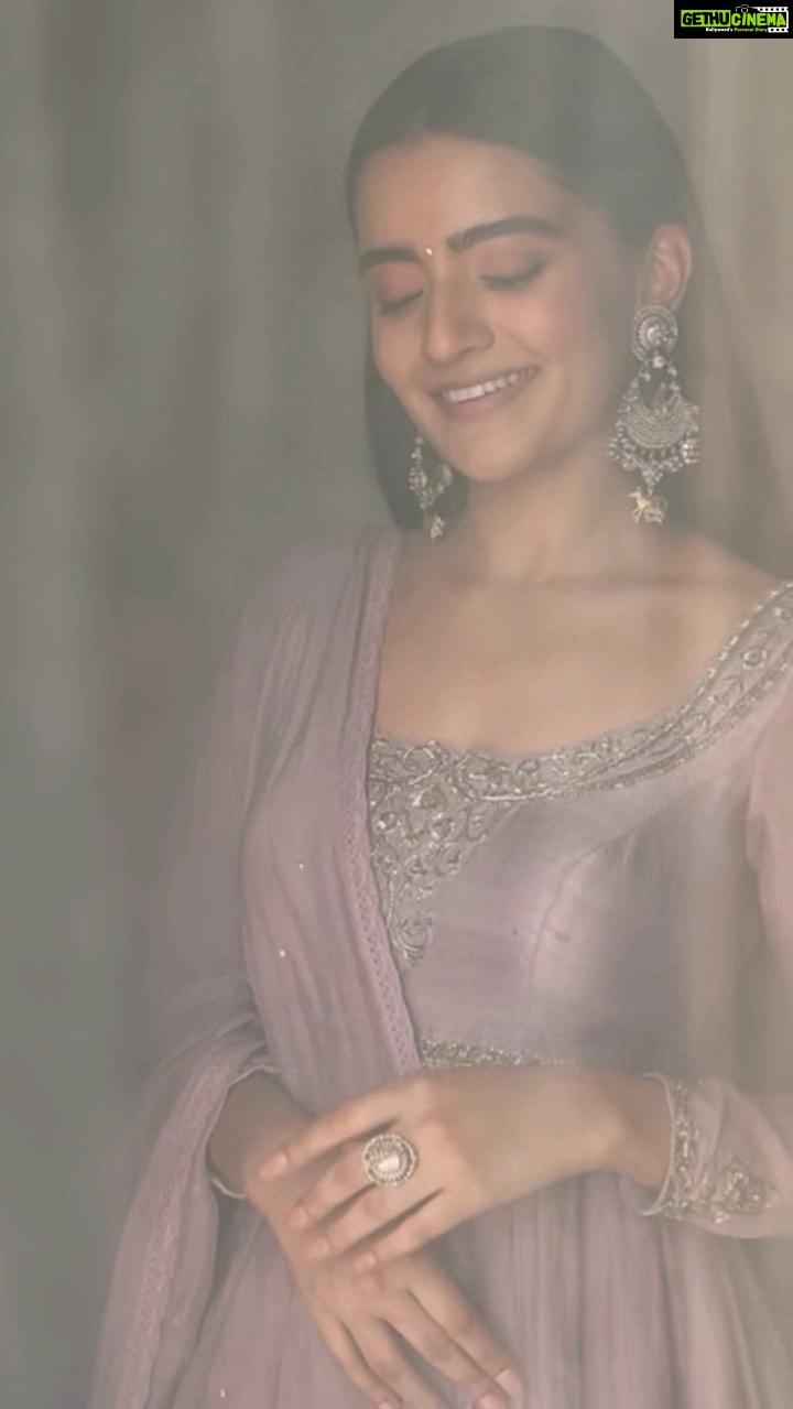 Rukshar Dhillon Instagram - Dear self, Shine a little more today💫💟 Styled by- @meghanaalluri Outfit- @mrunalinirao Jewellery- @sheetalzaveribyvithaldas Make up- @makeupbysheffali Hair- @seena_hair143 #AshokaVanamLoArjunaKalyanam #AVAK #RuksharDhillon #promotions