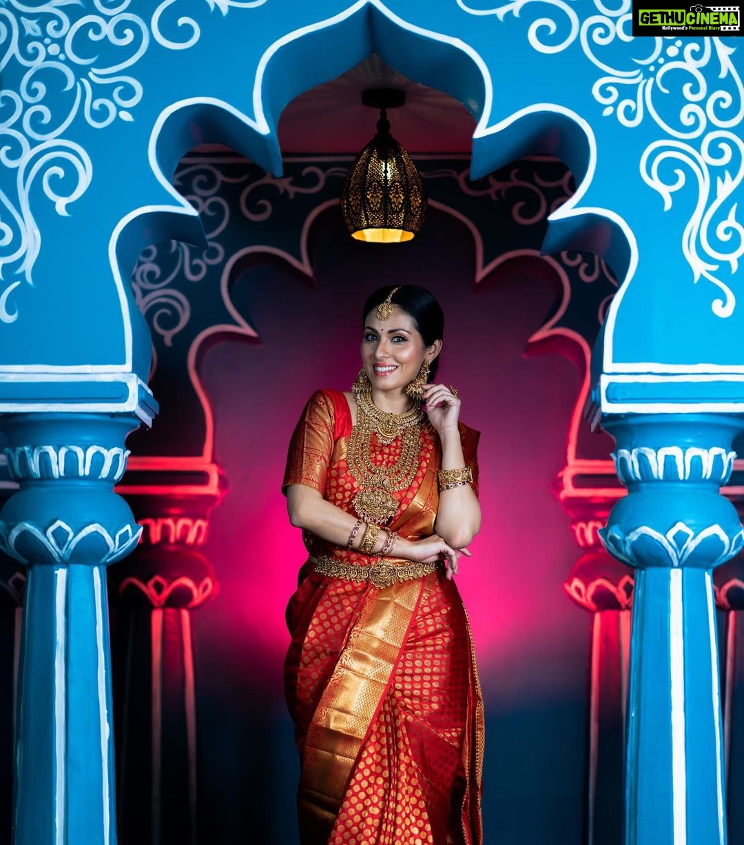 Sadha Instagram - ❤️❤️❤️ Styled by @impriyankasahajananda Outfit @brandmandir Jewellery @kushalsfashionjewellery Video @shivarajender.co Photography @starfotography. Makeup: I Me Myself 🙋♀️ Hair & Saree Draping @sreedhasmakeup Location @studio.romeojuliet #styledbypriyankasahajananda #reelitfeelit #sadaasgreenlife #weddingseason #bridalmakeup #bride #veganmakeup #vegansilk #crueltyfreebeauty #crueltyfreemakeup #veganlife #veganactor #indianvegan #indianweddinglook Hyderabad