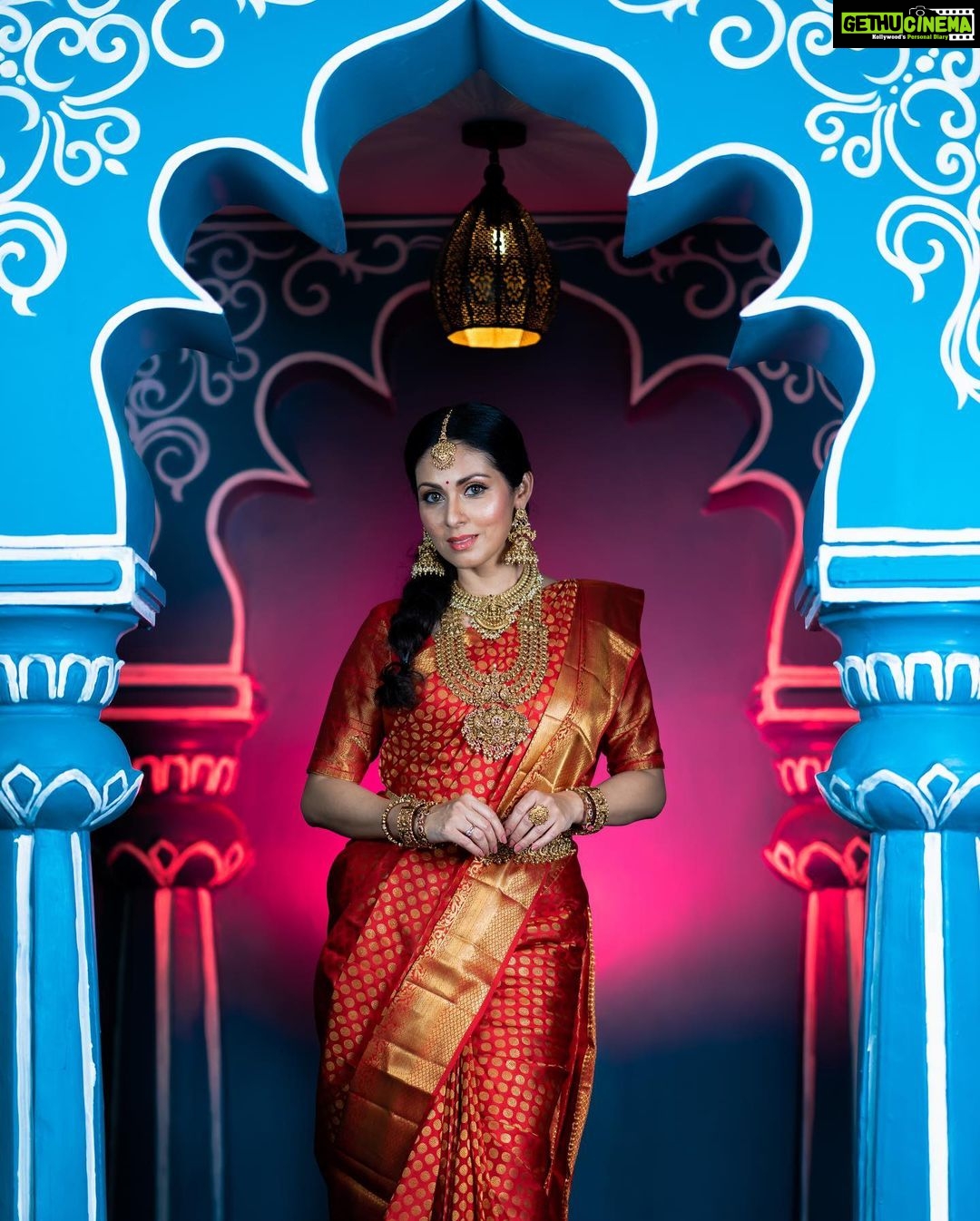 Sadha Instagram - ❤️❤️❤️ Styled by @impriyankasahajananda Outfit @brandmandir Jewellery @kushalsfashionjewellery Video @shivarajender.co Photography @starfotography. Makeup: I Me Myself 🙋♀️ Hair & Saree Draping @sreedhasmakeup Location @studio.romeojuliet #styledbypriyankasahajananda #reelitfeelit #sadaasgreenlife #weddingseason #bridalmakeup #bride #veganmakeup #vegansilk #crueltyfreebeauty #crueltyfreemakeup #veganlife #veganactor #indianvegan #indianweddinglook Hyderabad
