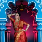 Sadha Instagram - ❤️❤️❤️ Styled by @impriyankasahajananda Outfit @brandmandir Jewellery @kushalsfashionjewellery Video @shivarajender.co Photography @starfotography. Makeup: I Me Myself 🙋‍♀️ Hair & Saree Draping @sreedhasmakeup Location @studio.romeojuliet #styledbypriyankasahajananda #reelitfeelit #sadaasgreenlife #weddingseason #bridalmakeup #bride #veganmakeup #vegansilk #crueltyfreebeauty #crueltyfreemakeup #veganlife #veganactor #indianvegan #indianweddinglook Hyderabad