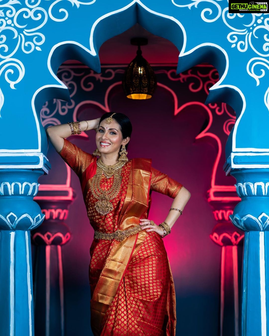 Sadha Instagram - ❤️❤️❤️ Styled by @impriyankasahajananda Outfit @brandmandir Jewellery @kushalsfashionjewellery Video @shivarajender.co Photography @starfotography. Makeup: I Me Myself 🙋♀️ Hair & Saree Draping @sreedhasmakeup Location @studio.romeojuliet #styledbypriyankasahajananda #reelitfeelit #sadaasgreenlife #weddingseason #bridalmakeup #bride #veganmakeup #vegansilk #crueltyfreebeauty #crueltyfreemakeup #veganlife #veganactor #indianvegan #indianweddinglook Hyderabad