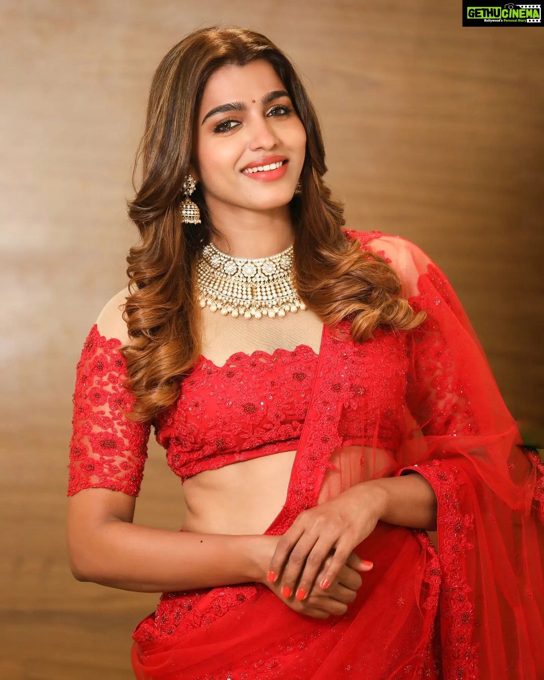 Sai Dhanshika Instagram - All smiles For my First Telugu film Shikaaru promotions in full swing 💃💃 @prajanyaanand who nailed it with her styling 👏👏 loved wearing her lehenga @_.rubeenavogueofficial._ designs are in top notch! My hairstylist who does a great job as always @rajesh_chinchili 🙏 @fineshinejewels your jewelry pieces which ultimately added even more beauty to the attire.. my photographer who tries to get good shot always @narsimhaphotography @millenial_photographer4u thank you Andi 🙂 final most important who edits my pictures & his team is incredible @gauth_amvalavan thank you all for your effort 🙏