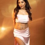 Sakshi Agarwal Instagram – My excuse is I am pretty af😋🥰
.

Mua @umamakeoverartistry 
Hairstylist @makeupbyshymala 
Costume @styleandsmitten 
Photography @smilebookphotography and team 
Location @smilebookphotography. studio
.
#goldengirl #trendalert #pinksatindress #sakshiagarwal Chennai, India