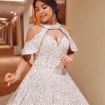 Sakshi Agarwal Instagram - Angel vibez😍😍😍 . #Showstopper for @princephinehasdesigns @princephinehas25 Makeup by @salomirdiamond Event by @joemichael.official @tajcoromandel Chennai, India