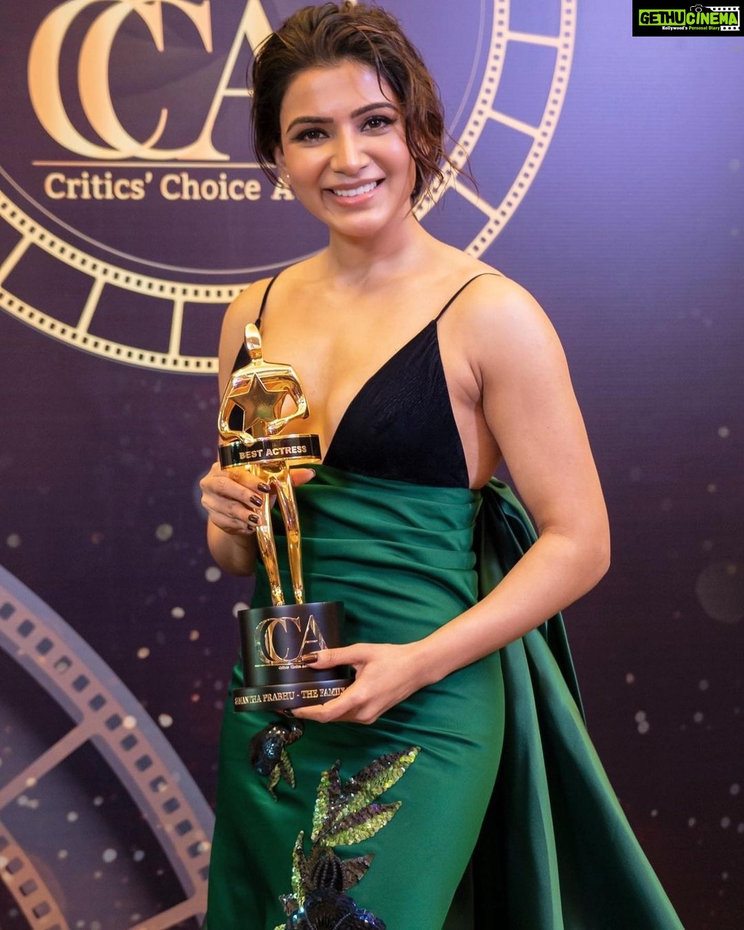 Samantha - 2 Million Likes - Most Liked Instagram Photos