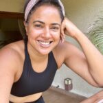 Sameera Reddy Instagram - How do people stay consistent with fitness?😅I’m looking for Monday motivation after a whole month of holiday and visiting family with lots of happy eating and making merry😍🤣 it’s been damn hard to get back but May is my return to my fitness Fridays 🤪 Click Click Boom 💥🏃🏻‍♀️ Here we go again 💪🏼