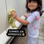 Sameera Reddy Instagram - Summer holiday Part Time Job😎anyone hiring🙆🏻‍♀️ #naughtynyra #summervibes 🪁