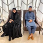 Sana Khan Instagram - Alhamdullilah Allah has been very kind to us. And Allah blessed me with this beautiful soul @anas_saiyad20 who made my life better in ways I could never imagine in which the most important thing is he got me closer to Allah and the shariah ♥️ Everyday I learn from him I watch I practice. May Allah make it easy for us. Allah ke ghar ka bulawa 🤲🏻 Saudi style abaya @hayabysanakhan Kurta/pajama/topi for Anas @hayabysanakhan #sanakhan #anassaiyad #alhamdulillah #madina #makkah #umrah King Khalid International Airport