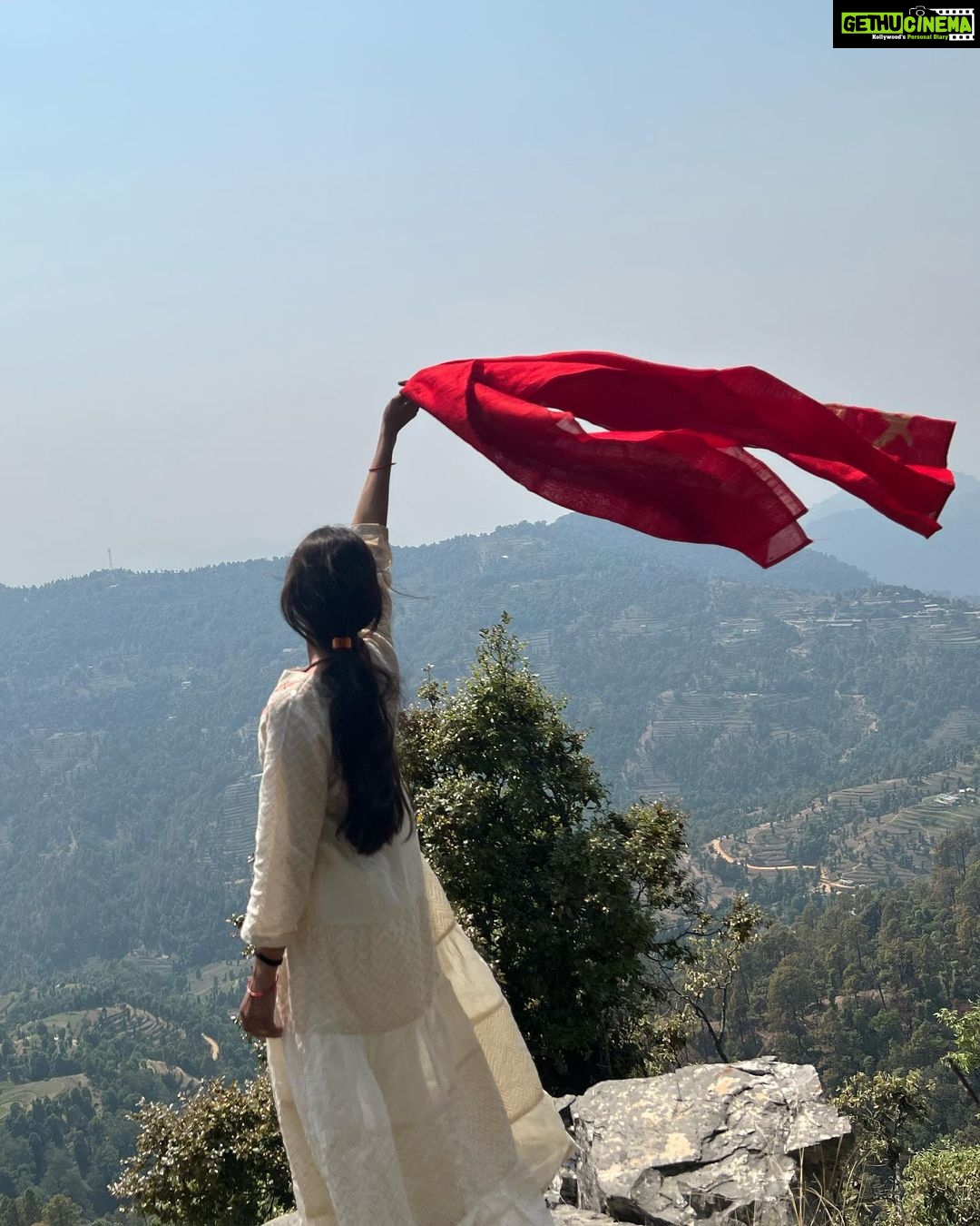Sanchita Shetty Instagram - Itβs been an exactly a month.. Blissful moment & blessed to be in πππππππππ ππππππβs CAVE April 7th on my birthday ππ The Best birthday gift to myself Must visit to witness the miracles πβ€οΈ #mahavatarbabaji #faith #trust #gurus #guidence #peace #love #sanchita #sanchitashetty #spreadlovepositivity β€οΈ