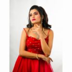 Sangeetha Bhat Instagram - 🥰🥰🥰 Mua- @uniquemakeover_by_nethrarajesh Photography & Studio- @lohitrajkumar @crushstudios.lrk Couture- @vastra_villa_by_ashwini Jewellery- @vishaki.rentjewellery Hair- @magical_makeover_by_anitha Inframe- @sangeetha_bhat #actress #actresstheunknown #sangeethabhat #sangeethabhatsudarshan #redgown #photoshoot Bangalore, India