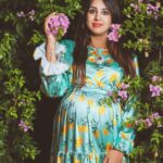 Sanjjanaa Instagram – Beautiful outfit from @momzjoy 
📷 @happeningpixels 
 💄 @official_dermacol_india 
Shoot Organizer @prettify_makeover

#pregnancy  #pregnancydiary  #sanjjanaa  #southindiancinema  #sanjanagalrani #sanjana #gandahendathi #bujjigadu #mujhseshaadikarogi #sanjjanaagalrani #jaikarnataka #kannadafilmsctress #telugufilmactress #kannadiga #kannadathi #namma #kannadafilms #kannada #pawankalyan Karnataka, Bangalore