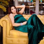 Sanjjanaa Instagram - 👗 @chandangowda_official @prettify_makeover 💄 💄 products by @official_dermacol_india @gawkygooseofficial location partners . Hair styled by 💇‍♀️ @makeover_by_bhavyagowda6 📸 @happeningpixels Gawky Goose