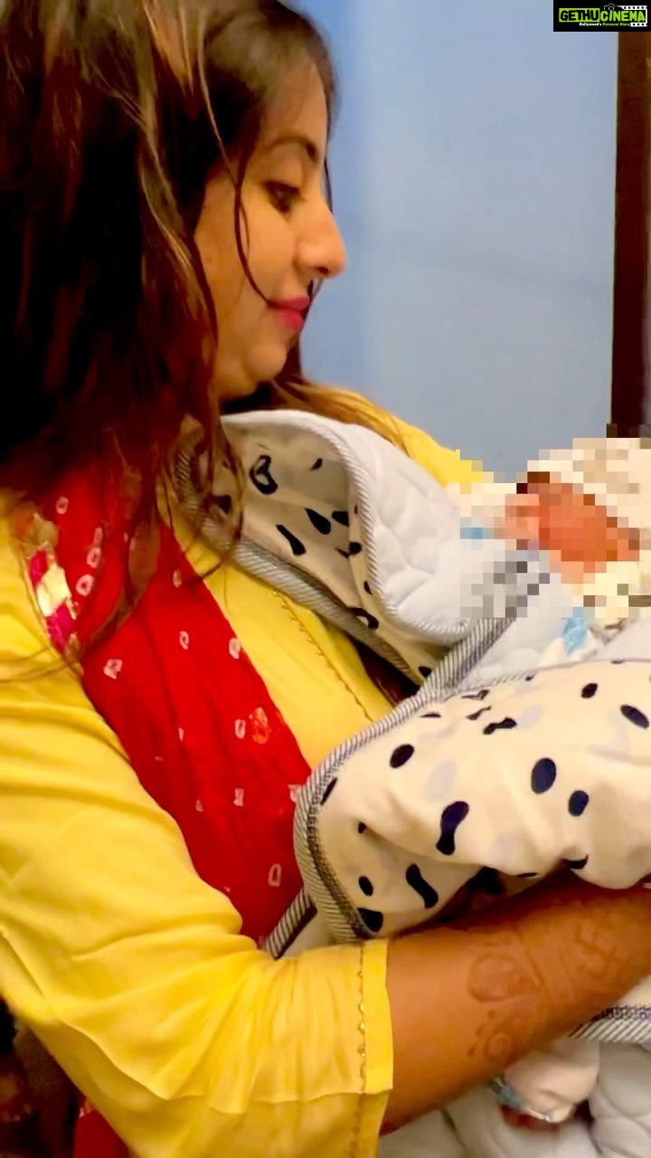 Sanjjanaa Instagram - Welcoming my bundle of joy @sanjjanaa_baby , my baby boy to my little nest , I thank you my baby for all the beautiful energies that you have created in my life, You have bought a sense of responsibility in me and giving me a new feeling of motherhood and protectiveness towards you … Life has completely changed in the last four days making me feel like a new me , I can’t even blink my eyes and go away from you I’m so starstruck looking at you my little superstar and just awaiting you to stay awake so that I can talk to you I can look into your tiny eyes , Tell you how much I am in love with you , a small cry from you & im all panicked if your hungry , calling me , or just need to be carried and walked .. Mother hood is truly a Miraculous experience.. ❤️❤️ 💄 @prettify_makeover 👗 @zelenaformommies 📸 @happeningpixels #indianmom #indianmummy #momtobe #momlove #momlife #themomstore #momblogger #momsofinstagram #momsofinsta #momsofinstagram #maternityshoot #justbornbaby #justbornbaby Karnataka, Bangalore