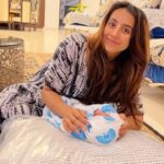 Sanjjanaa Instagram - Hi friends can you follow me im new on Instagram & my name is @sanjjanaa_baby ❤️❤️❤️ Moms Maternity 👗 by @the_mom_store Baby Muslin Wrap by @the_mom_store & Multi purpose Floor pillow by / baby dyper changing pillow by @in.trucomfort , shop now from there ultra soft range of wow pillow , maternity pillows , cushions etc .. Chq out www.trucomfort.in . #kannada #pregnantactress #momz #momsofinstagram #momstyle #momlove #themomstore #momblogger #momboss Karnataka, Bangalore