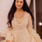 Sarah Khan Instagram - عید مبارک💕✨