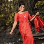 Sarayu Mohan Instagram – @athiragold
@vibina_wilson_makeover_
@_story_telle__r