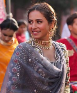 Sargun Mehta Instagram - 😍😍 Seebo te Kirana 
Thanks for your love #saunkansaunkne
