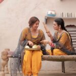Sargun Mehta Instagram - ❤️❤️ offscreen kini khushi e
