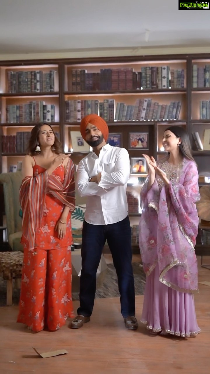 Sargun Mehta Instagram - Saunkan saunkne out tomorrow. BOOK YOUR TICKETS NOW. #13thmay2022