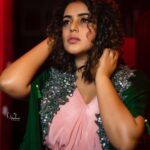 Shamna Kasim Instagram - My life My rules My attitude…. Styled by @officialanahita Outfit: @justlikethatbyanju Earrings: @accessoriesbyanandita Pic: @v_capturesphotography Hairstylist: @hairartistpoojagupta Personal staff: @tharikreshma625