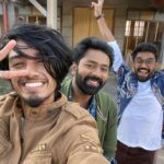 Shanthanu Bhagyaraj Instagram – It’s a wrap for #MY3… 😍
Thank u for trusting me @rajeshmdirector sir💛
My amazing Co-stars,
always anbaana @themugenrao , the brat @ihansika , dearest @jananihere_ , the hilarious unstoppable duo @theabishekkumar @sakthii___ 💛 
@karthickdir.7 Sweetoo 😍 The production team @gururameshv , @trendloud team @itssanjaysubash #Guru and team 👍🏻 #Kaushik, #ManagerSelvam 
Co-Directors #Maddy #Rajsekar sir & team 😊Designor & stylist @praveenraja 
Designor team @varshu_sankar @naushad_ahmed97 
Costume @dipti11_official 
Music @ganesan_s_official , Dop @karthik_muthukumar and all the actors and technicians of #MY3 😍
Coming soon on @disneyplushotstar 💛💥
Can’t wait for you all to watch it 😍