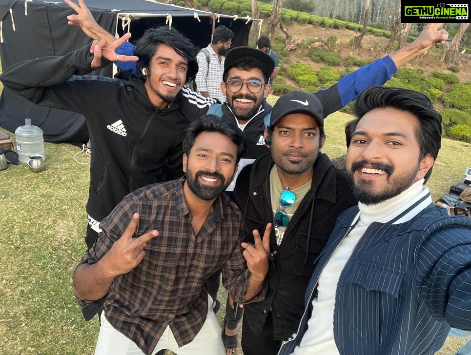 Shanthanu Bhagyaraj Instagram - Itβs a wrap for #MY3β¦ π Thank u for trusting me @rajeshmdirector sirπ My amazing Co-stars, always anbaana @themugenrao , the brat @ihansika , dearest @jananihere_ , the hilarious unstoppable duo @theabishekkumar @sakthii___ π @karthickdir.7 Sweetoo π The production team @gururameshv , @trendloud team @itssanjaysubash #Guru and team ππ» #Kaushik, #ManagerSelvam Co-Directors #Maddy #Rajsekar sir & team πDesignor & stylist @praveenraja Designor team @varshu_sankar @naushad_ahmed97 Costume @dipti11_official Music @ganesan_s_official , Dop @karthik_muthukumar and all the actors and technicians of #MY3 π Coming soon on @disneyplushotstar ππ₯ Canβt wait for you all to watch it π