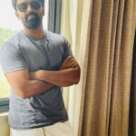 Shanthanu Bhagyaraj Instagram – 🖤 நீ பட்ட துன்பத்தை விட , 
அதில் நீ பெற்ற அனுபவமே சிறந்தது ! 🤍
Back on @instagram 

📸: @kikivijay11 

#traditional #traditionalwear #veshti #veshtiswag #instagood #instagram #instadaily #insta #instagrampost #instalike #instalove Madurai, India