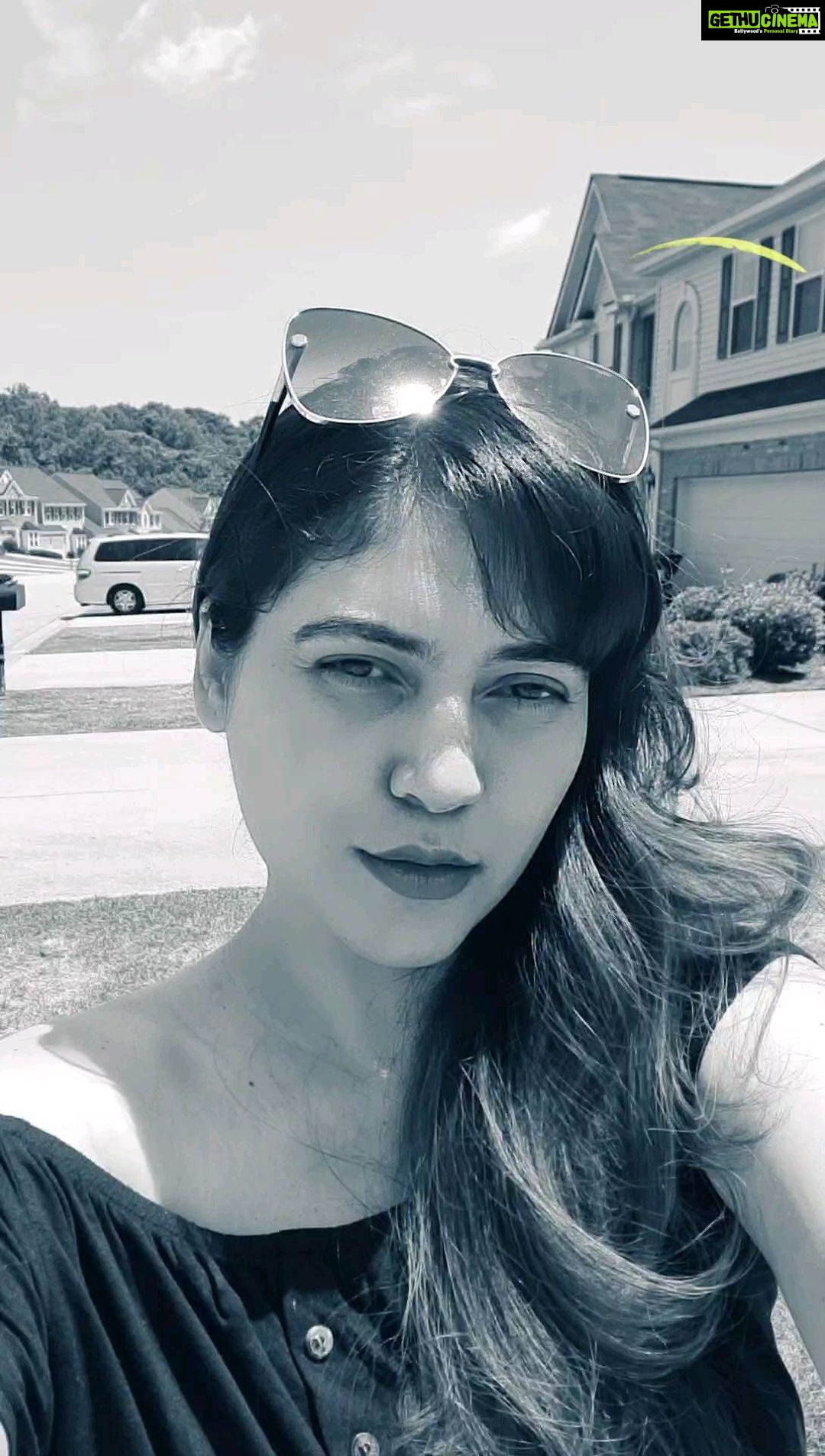 Sherin Instagram - Awwww!! . . . #sherin #love #cute #trending