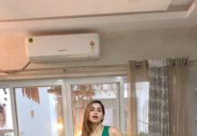 Shivani Narayanan Instagram - A jolly day definitely calls for a jolly o gymkhana reel 😉