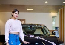 Shivani Narayanan Instagram - My new “Beast” #BMW7series 🖤.