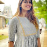 Shivani Narayanan Instagram - Temple Visit ♥️ Thiruvalidhayam, Padi Sivan Temple- Guru Stalam
