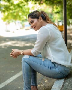 Shivani Narayanan Instagram - 🤍
@kiransaphotography
@shreshta_iyer