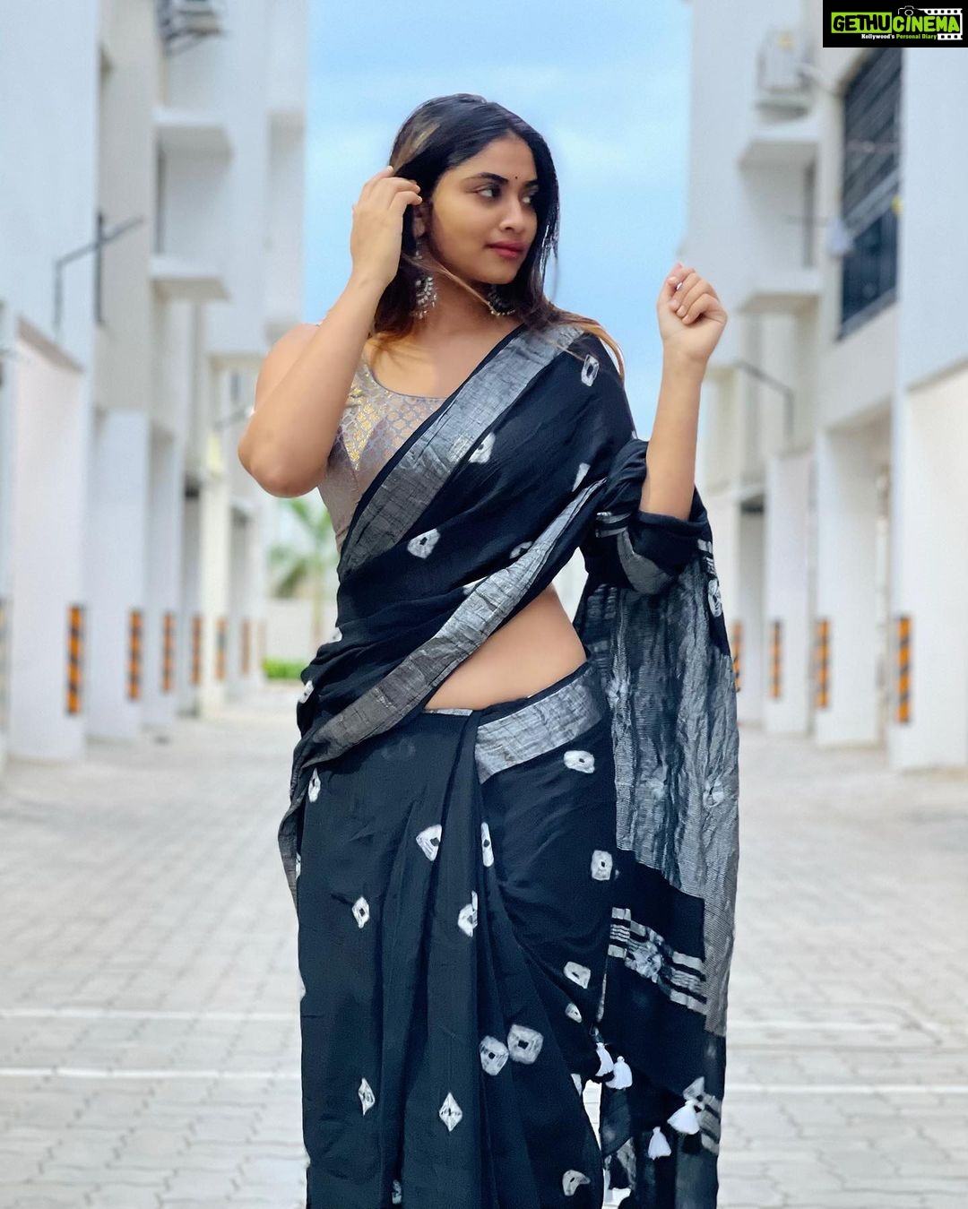 Shivani Narayanan Instagram - Hey You👋
