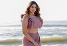 Shivani Narayanan Instagram - She dreams of the Ocean 🧜‍♀️ Photography @kiransaphotography Makeup and Hair @makeupbywanshazia Stylist @shreshta_iyer Designer @renasci.in PR @teamaimpro