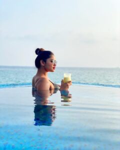 Shivani Narayanan Instagram - Chilling🍹#maldives