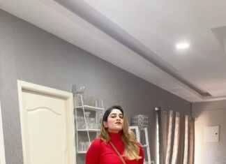 Shivani Narayanan Instagram - A reel before stepping out home be like #kachabaadam #trending