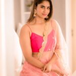 Shivani Narayanan Instagram - 🌸 📸 @camerasenthil Outfit @chakrabortymukta