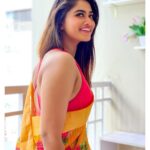 Shivani Narayanan Instagram - Peace begins with a Smile ❤️