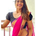 Shivani Narayanan Instagram - Keep smiling because life is a beautiful thing and there’s so much to smile about ❤️ Love You all 1.5M insta fam