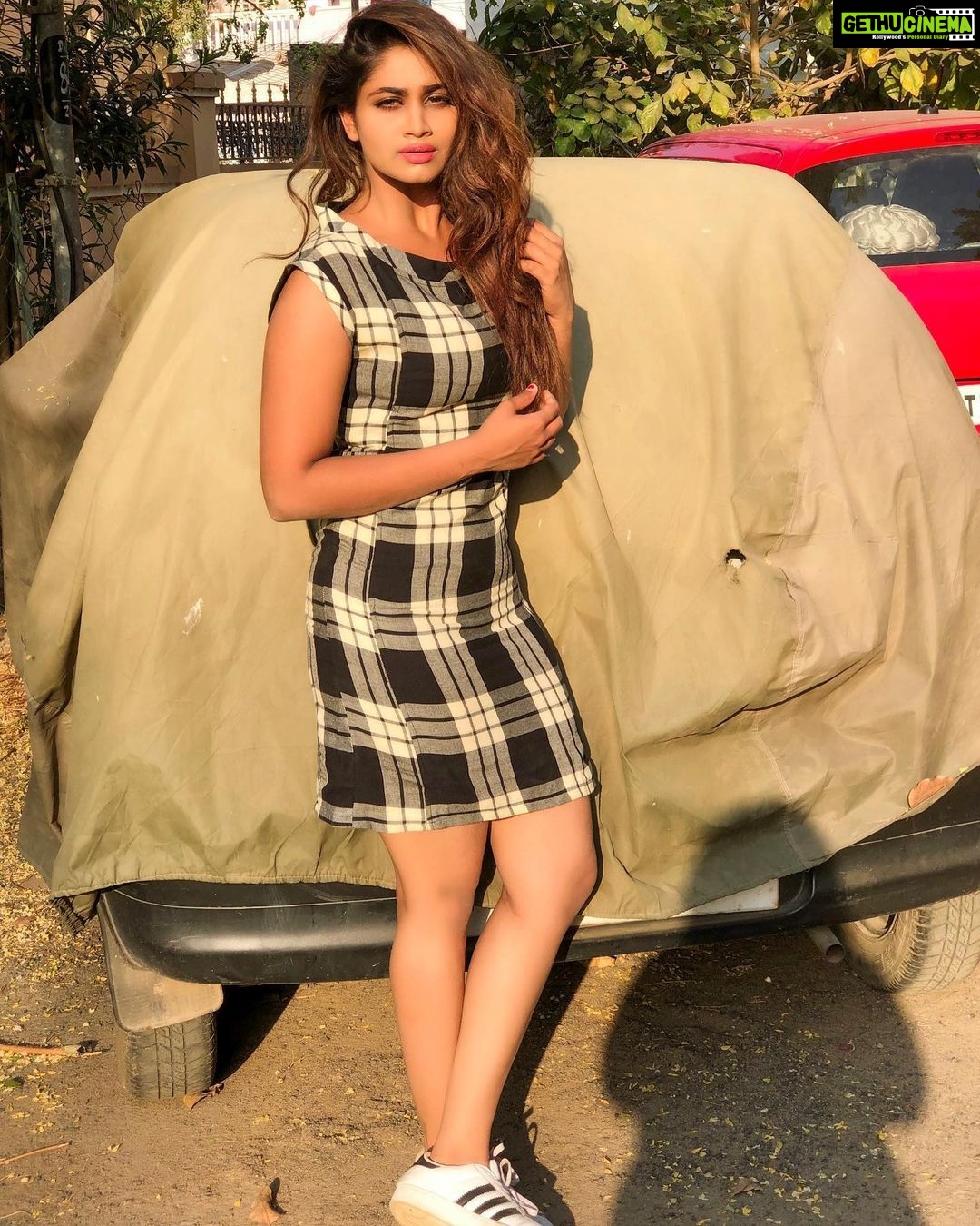 Shivani Narayanan Instagram - Keep your face to the sun and you will never see the Shadow ❤️