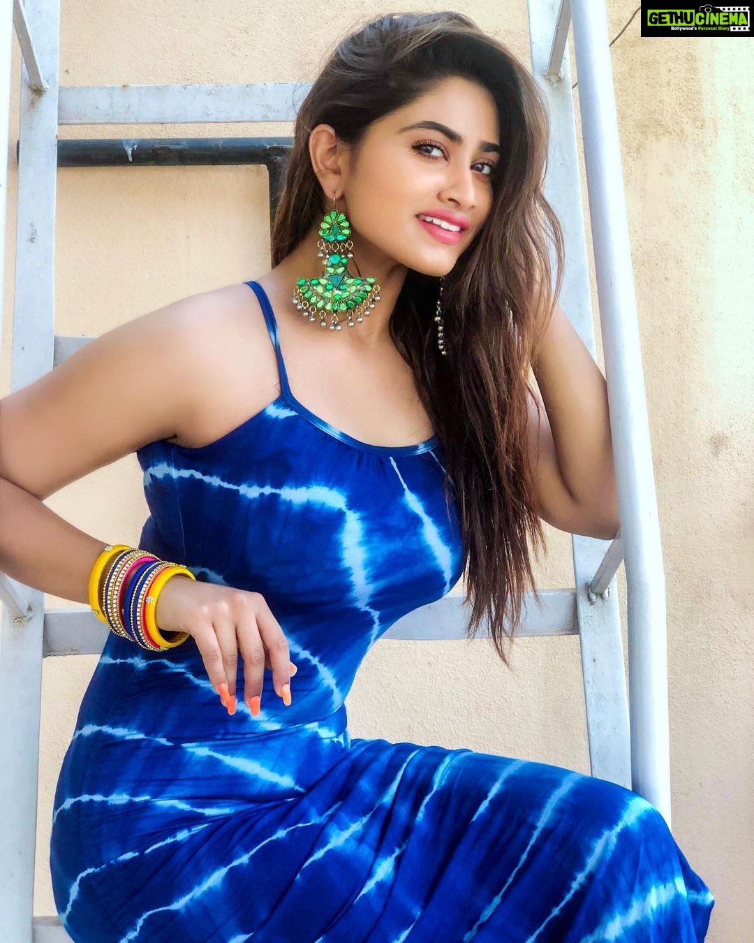 Shivani Narayanan Instagram - Terrace Pic ❤️🌎 ..