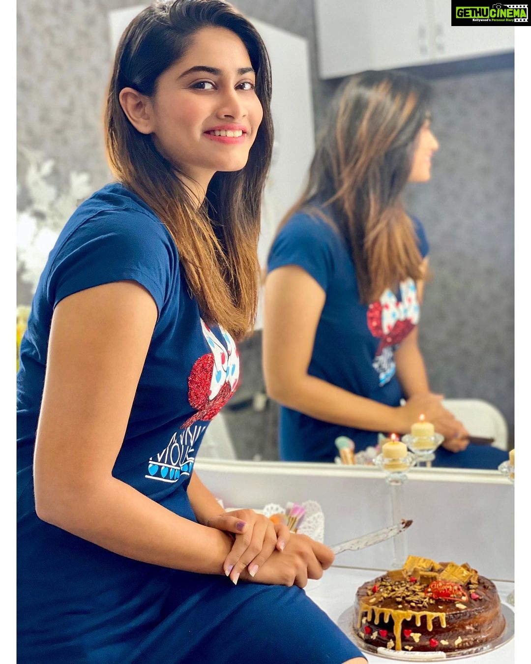 Shivani Narayanan Instagram - About Yesterday ❤️ 5.5.2020 #quarentinebirthday ...